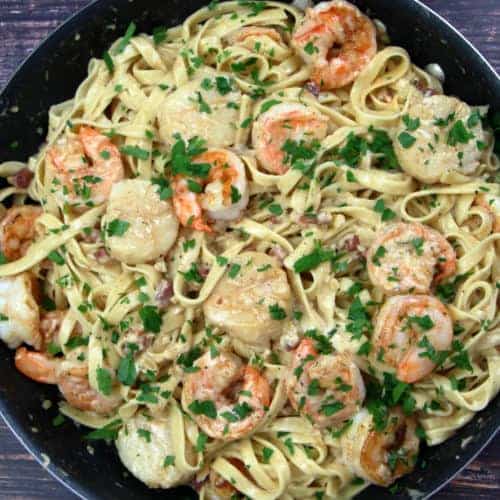 Shrimp and Scallop Pasta in White Wine Cream Sauce | System of a Brown