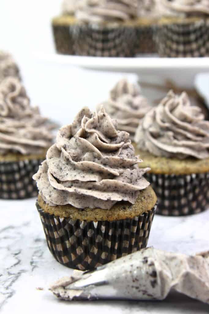 Cookies and Cream Cupcakes