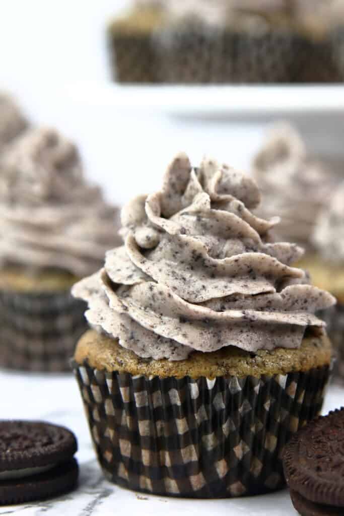 Cookies and Cream Cupcakes