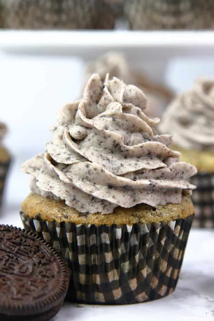 Cookies and Cream Cupcakes