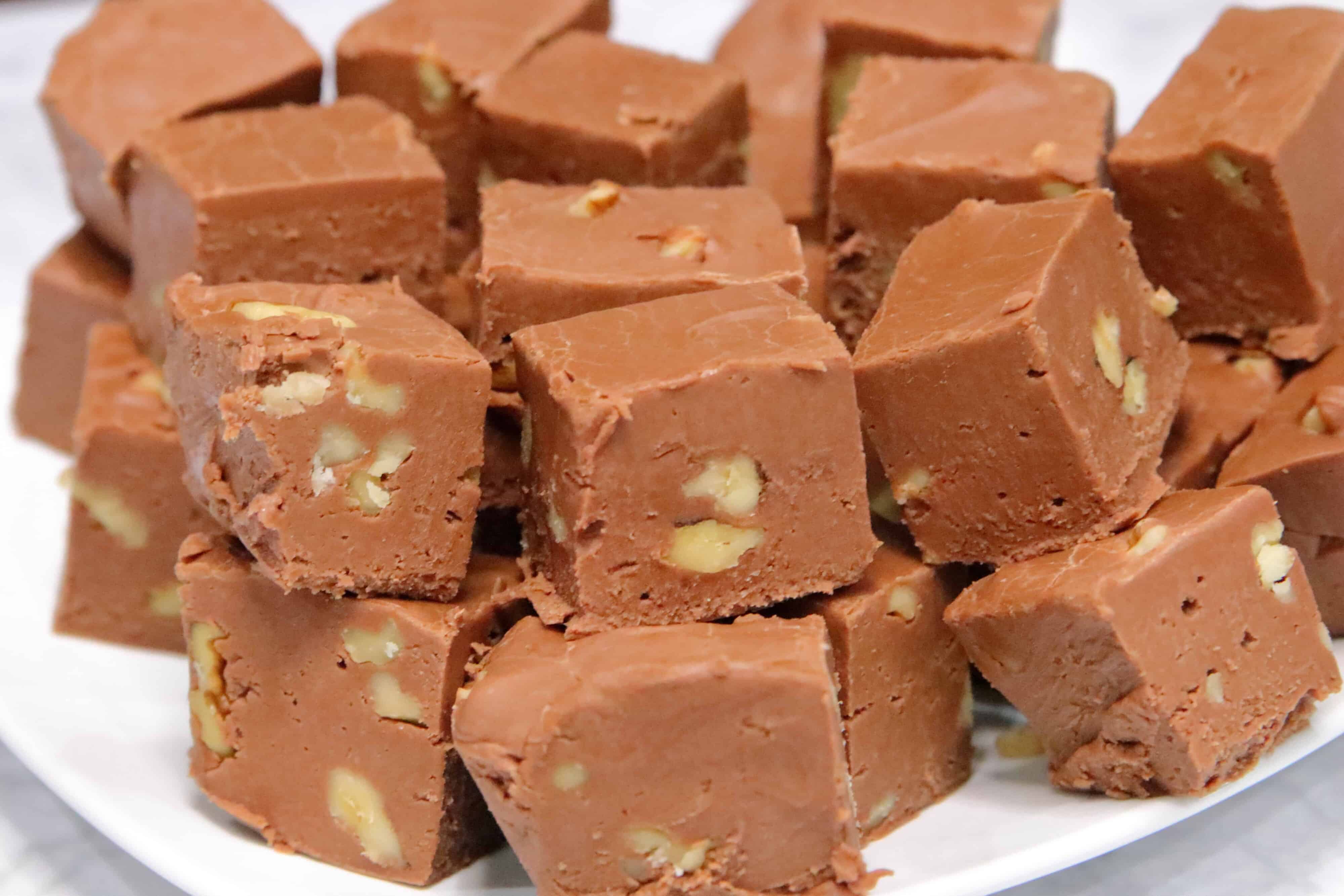 Classic Marshmallow Fluff Fudge System Of A Brown